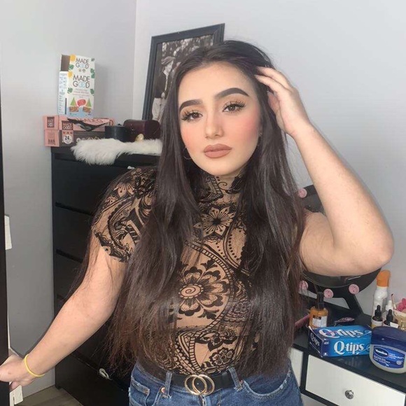 Meet your Posher, Aasma - Picture 2 of 5